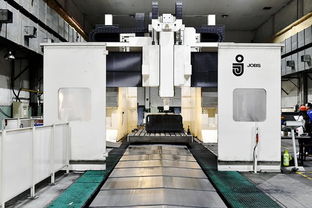 探訪東風(fēng)設(shè)備制造智能生產(chǎn)車間 一臺(tái)設(shè)備價(jià)值2000萬(wàn)，信息技術(shù)咨詢服務(wù)鑄就智造新高度